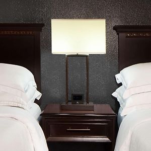 Double Room Two Double Beds Lake View